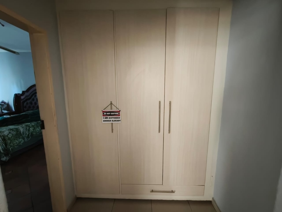 4 Bedroom Property for Sale in Geelhoutpark North West